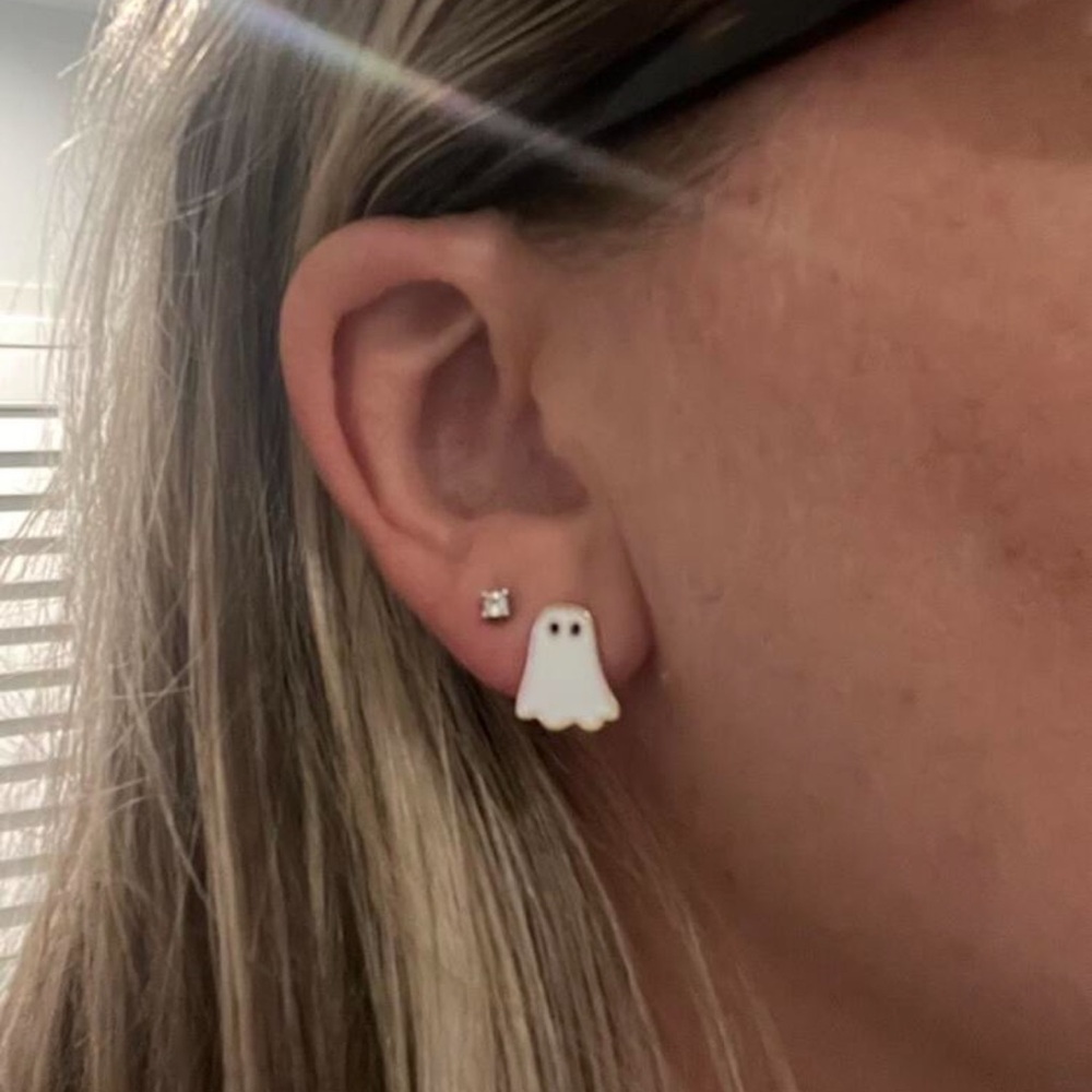 👻 Ghost Earrings 👻 - Picture 3 of 3